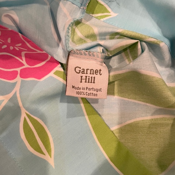 NIP Garnet Hill cotton percale pillowcases Blue green floral hibiscus colorful - Picture 6 of 8
